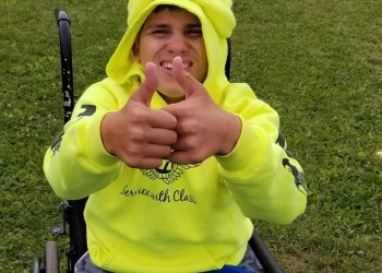 A Disabled Teen Caught A Truck Driver’s Attention, So The Man Hatched A Plan To Get Him Back