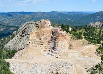 This Crazy Horse Monument Is So Enormous That The Work Needed To Complete It Beggars Belief